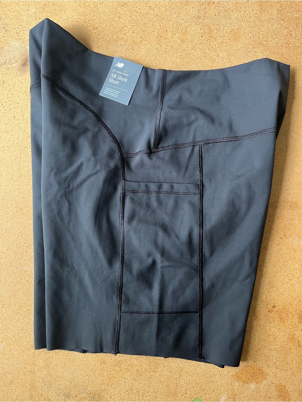 NWT New Balance 6” Sleek Short - Picture 4 of 6